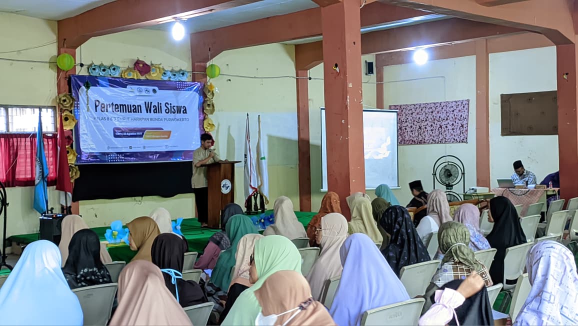SMPIT Harapan Bunda Gelar Pertemuan Wali Siswa Kelas 8 dan 9