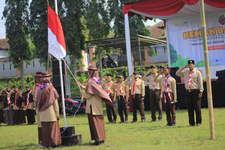 SMPIT Harapan Bunda Purwokerto Gelar Kemah Bakti 2025 di Susukan, Libatkan Seluruh Siswa Kelas 7–9