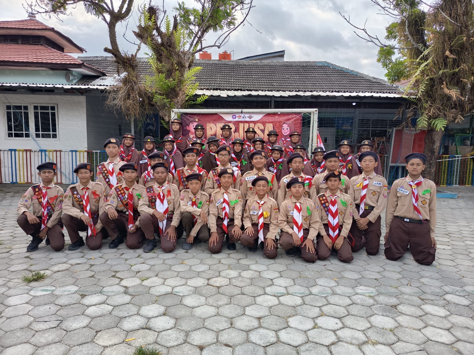 SMP IT Harapan Bunda Purwokerto Gelar Perjusa untuk Regenerasi Pengurus Pramuka