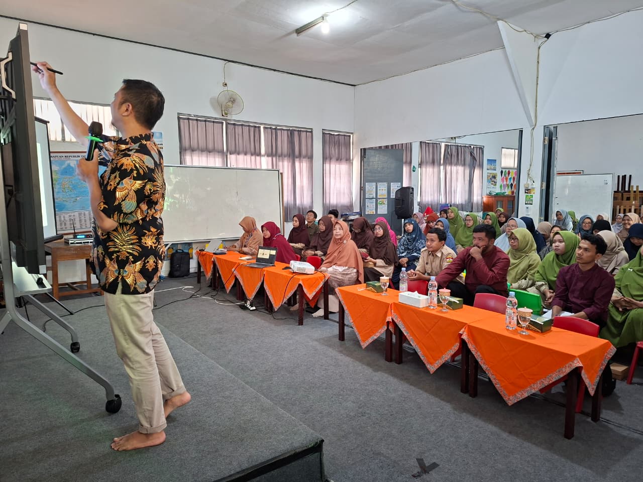 LPIT HARAPAN BUNDA PURWOKERTO GELAR UPGRADE GURU INKLUSI