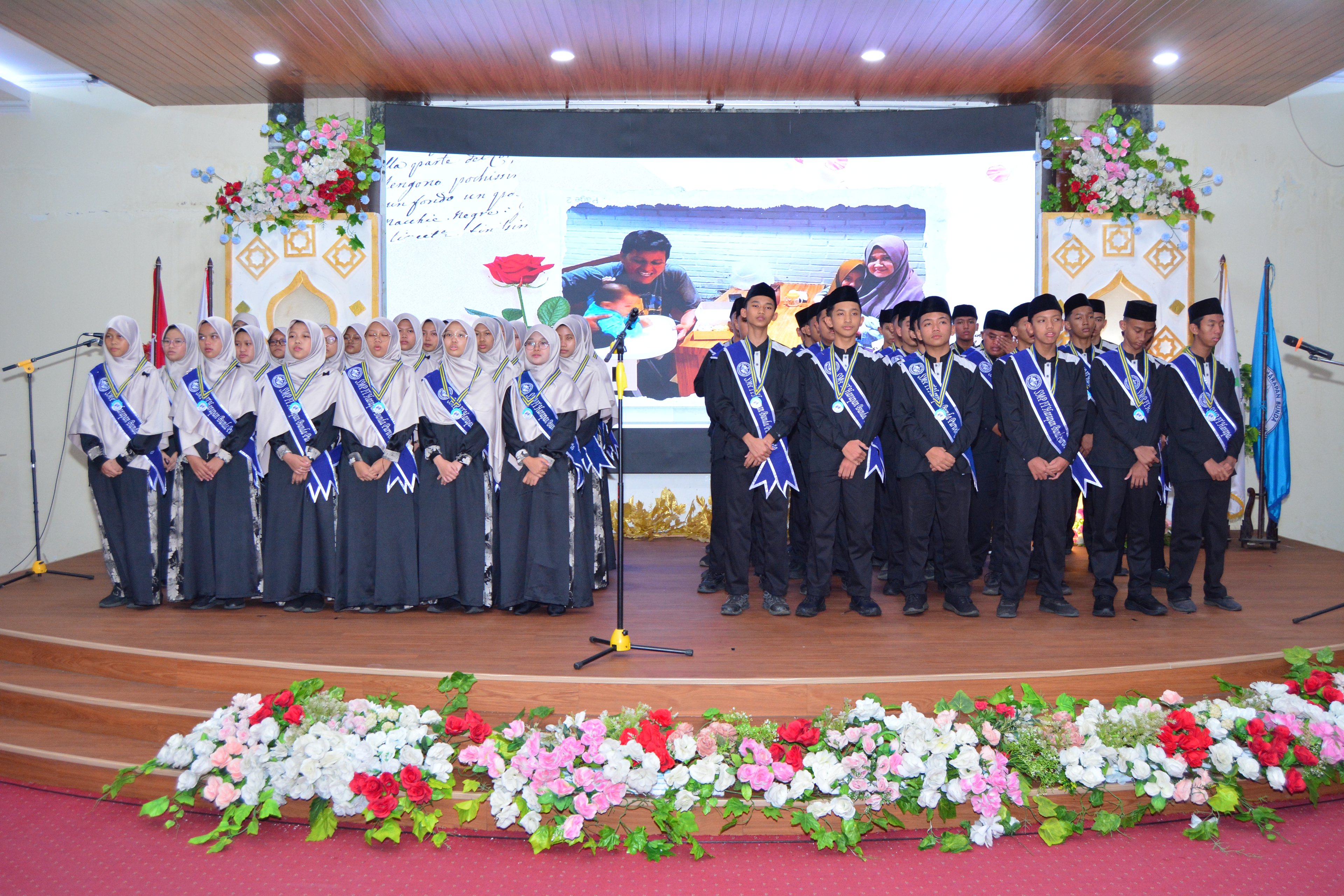 Akhirussanah Angkatan IX, SMP IT Harapan Bunda Lepas Generasi yang Siap Menapaki Fase Baru Kehidupan