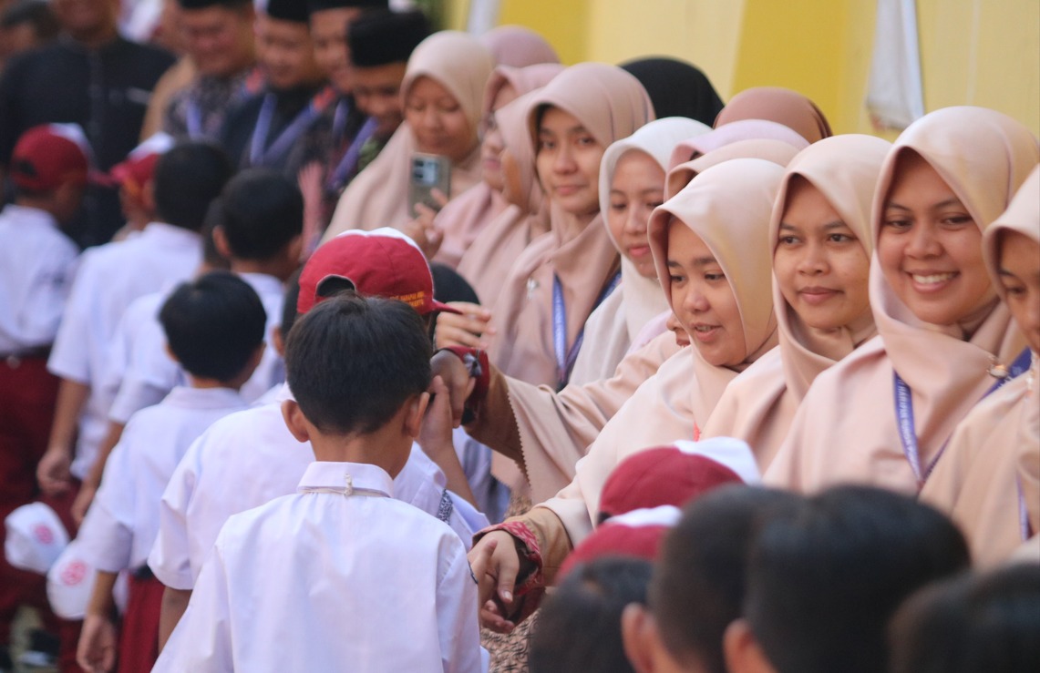 Internalisasi Nilai Ukhuwah Islamiyah, SDIT Harapan Bunda Purwokerto Gelar Halal Bihalal di Hari Pertama Sekolah